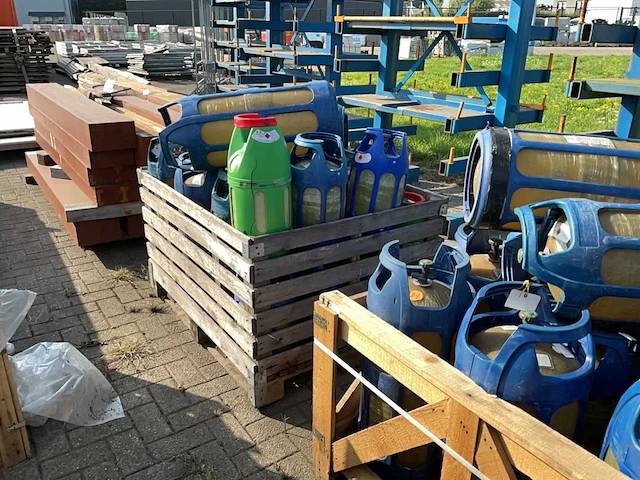 Partij gasflessen - afbeelding 7 van  8