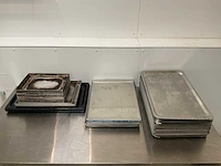 Partij gastronorm bakplaten - afbeelding 1 van  4