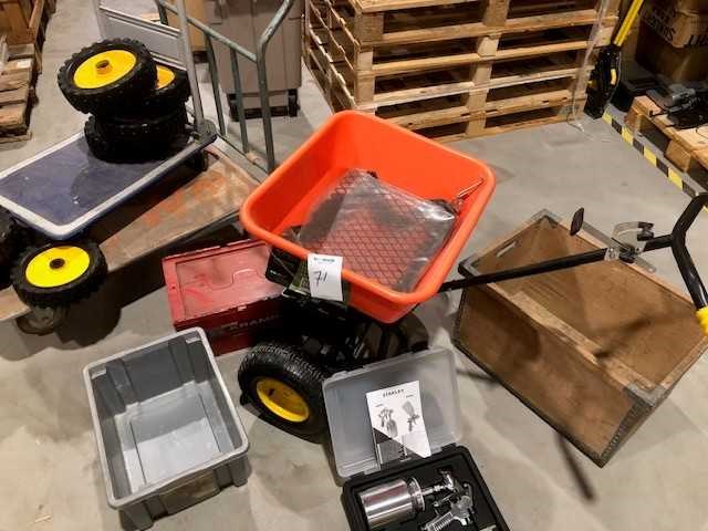 Partij gebruikte en ongebruikte karren, wielen, kisten en verfspuit (14x) - afbeelding 1 van  8