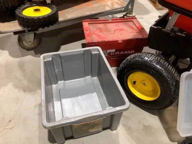 Partij gebruikte en ongebruikte karren, wielen, kisten en verfspuit (14x) - afbeelding 4 van  8