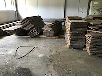 Partij gebruikte hardhouten vlonderplanken - afbeelding 3 van  8