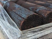 Partij gecreosoteerde weidepalen - afbeelding 4 van  13