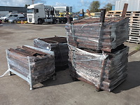 Partij gecreosoteerde weidepalen - afbeelding 9 van  13