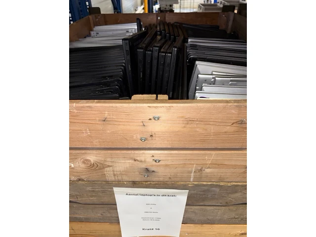 Partij gedemonteerde ict artikelen - afbeelding 13 van  15