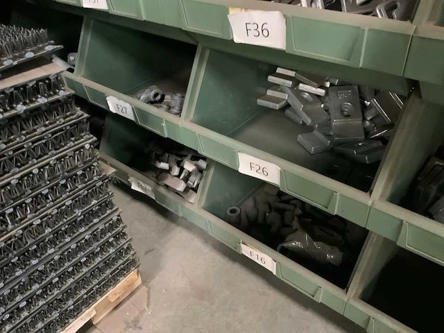 Partij geleiders, spatschermsteunen en rubbers - afbeelding 8 van  37