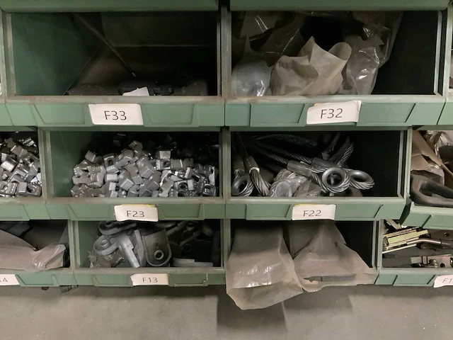 Partij geleiders, spatschermsteunen en rubbers - afbeelding 10 van  37