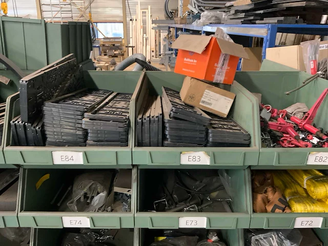 Partij geleiders, spatschermsteunen en rubbers - afbeelding 15 van  37