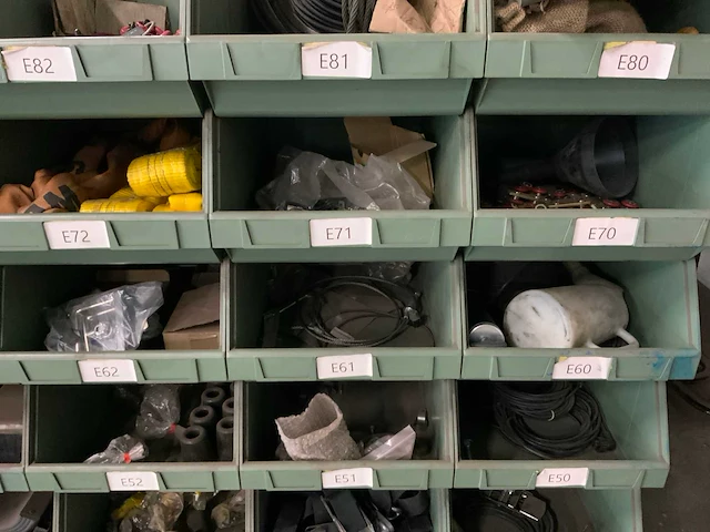 Partij geleiders, spatschermsteunen en rubbers - afbeelding 17 van  37