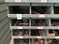 Partij geleiders, spatschermsteunen en rubbers - afbeelding 20 van  37