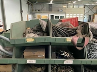 Partij geleiders, spatschermsteunen en rubbers - afbeelding 33 van  37