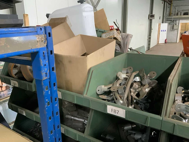 Partij geleiders, spatschermsteunen en rubbers - afbeelding 35 van  37