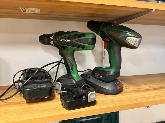 Partij gereedschap en accessoires - afbeelding 2 van  14