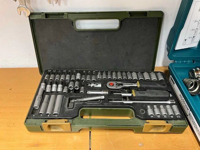 Partij gereedschap en accessoires - afbeelding 13 van  14