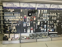 Partij gereedschap en auto onderdelen