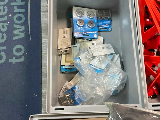 Partij gereedschap en divers - afbeelding 2 van  13