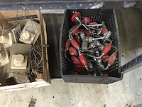 Partij gereedschap en diversen - afbeelding 1 van  11