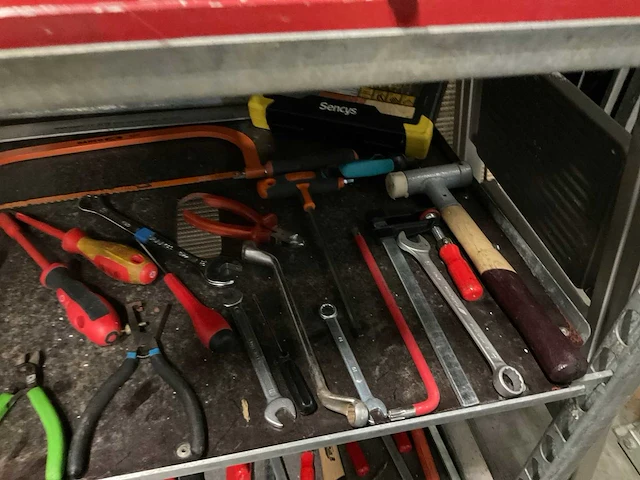 Partij gereedschap en koffers - afbeelding 8 van  19
