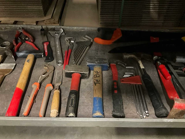 Partij gereedschap en koffers - afbeelding 10 van  19