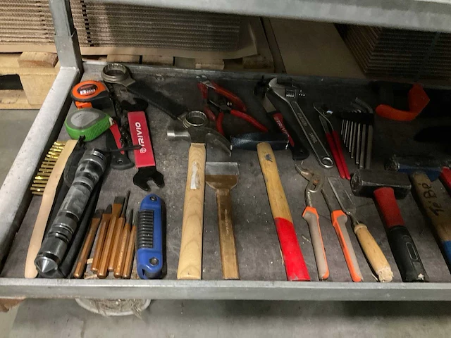 Partij gereedschap en koffers - afbeelding 11 van  19