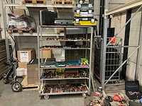 Partij gereedschap en koffers - afbeelding 1 van  19
