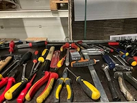 Partij gereedschap en koffers - afbeelding 15 van  19