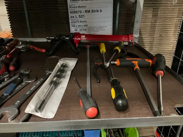 Partij gereedschap en koffers - afbeelding 17 van  19