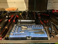 Partij gereedschap en koffers - afbeelding 18 van  19