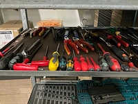 Partij gereedschap en koffers - afbeelding 19 van  19