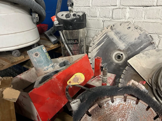 Partij gereedschap w.o. diamantzaag, freesmachine - afbeelding 3 van  8