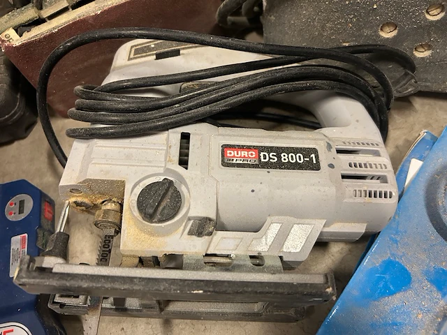 Partij gereedschap w.o. schuurmachine, sleutels w.o. duro, bosch - afbeelding 9 van  11