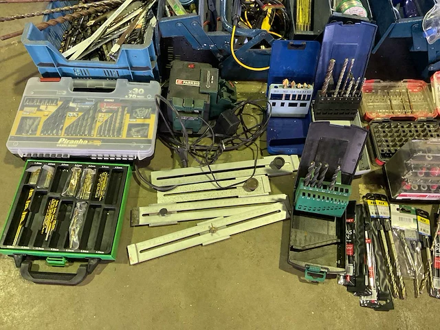Partij gereedschap - afbeelding 7 van  8