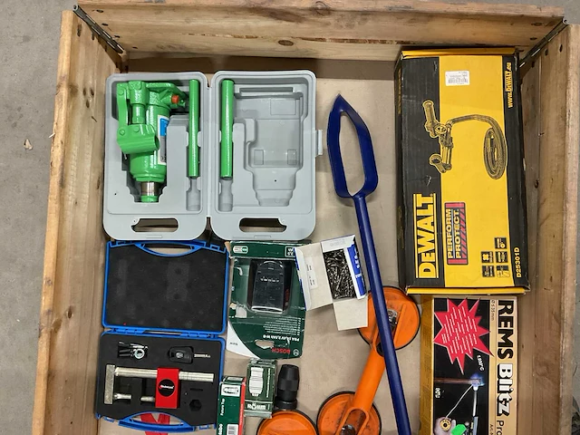 Partij gereedschap - afbeelding 3 van  3