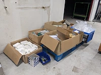 Partij glasvezel benodigdheden , o.a. jmv, philips, delta, nokia - afbeelding 1 van  28