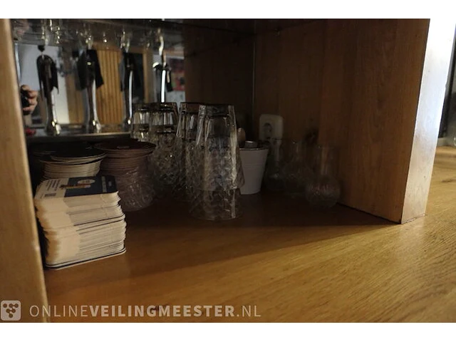 Partij glaswerk en koffiekoppen - afbeelding 6 van  17
