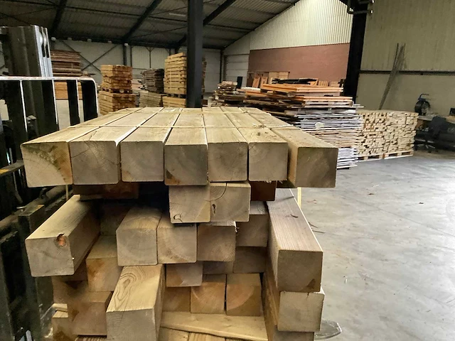 Partij grenen balken 120-140x11,5x11,5 cm - afbeelding 5 van  6