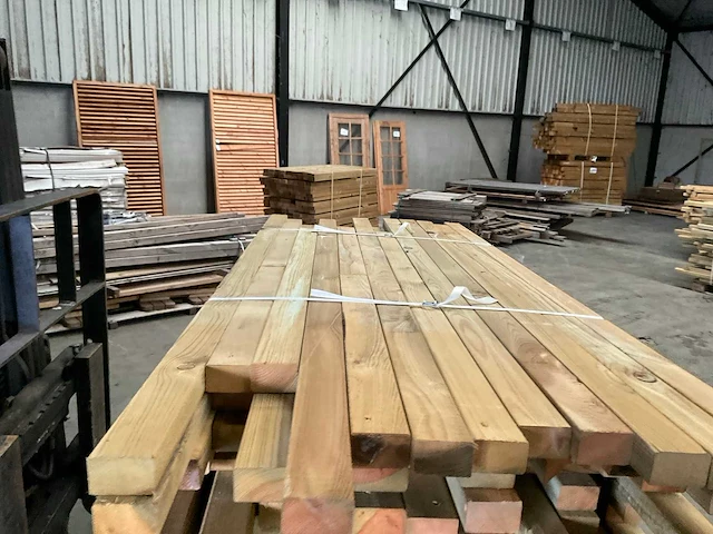 Partij grenen balken 80-180x6,5x4,5 cm - afbeelding 8 van  9
