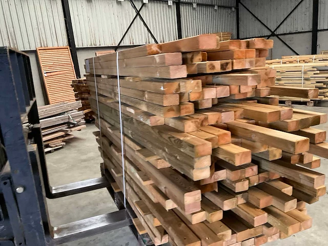 Partij grenen balken 80-180x6,5x4,5 cm - afbeelding 7 van  9