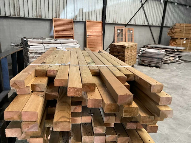 Partij grenen balken 80-180x6,5x4,5 cm - afbeelding 8 van  9