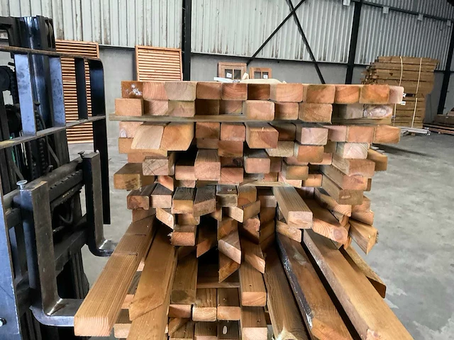 Partij grenen balken 80-180x6,5x4,5 cm - afbeelding 9 van  9