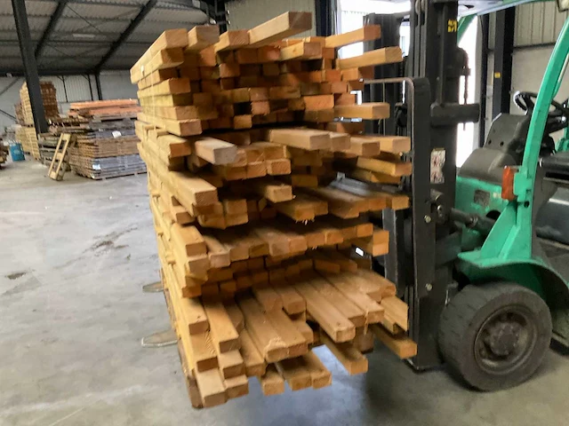 Partij grenen balken 80-180x6,5x4,5 cm - afbeelding 3 van  10