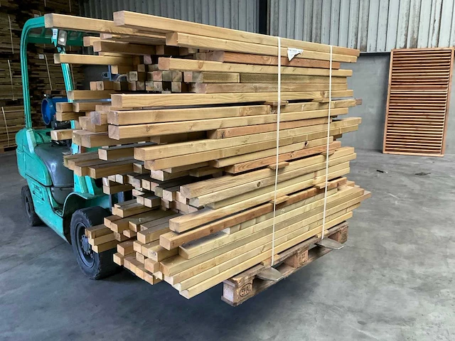Partij grenen balken 80-180x6,5x4,5 cm - afbeelding 7 van  10