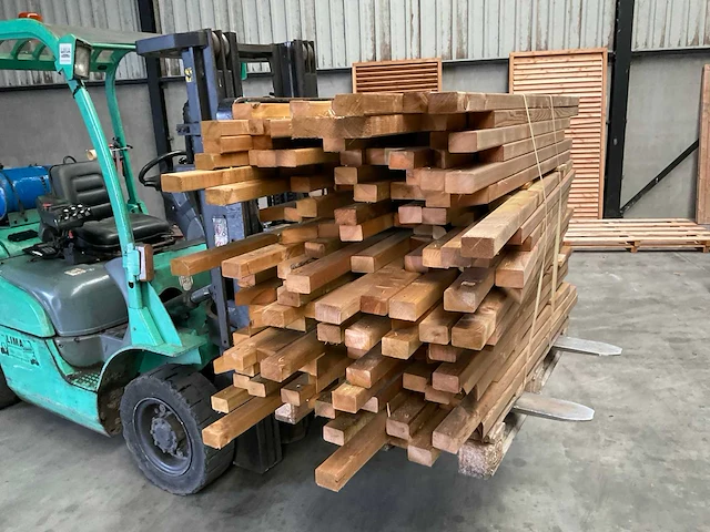 Partij grenen balken 80-180x6,5x4,5 cm - afbeelding 7 van  10