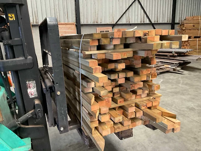Partij grenen balken 80-180x6,5x4,5 cm - afbeelding 6 van  8