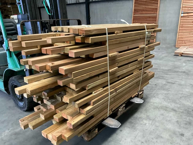 Partij grenen balken 80-180x6,5x4,5 cm - afbeelding 7 van  10