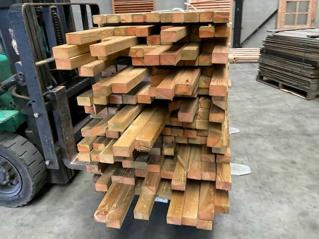 Partij grenen balken 80-180x6,5x4,5 cm - afbeelding 8 van  10