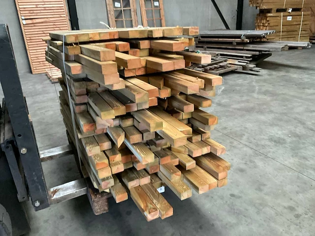 Partij grenen balken 80-180x6,5x4,5 cm - afbeelding 9 van  10