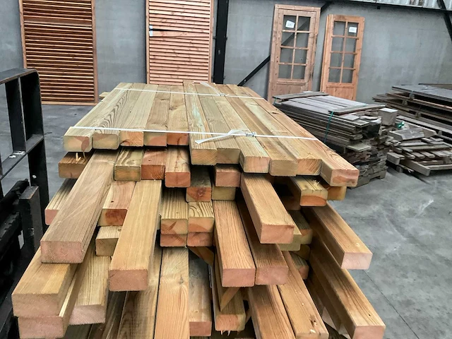 Partij grenen balken 80-180x6,5x4,5 cm - afbeelding 10 van  10