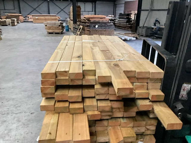 Partij grenen balken 80-180x8,5x4,5 cm - afbeelding 3 van  8