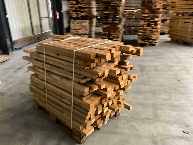 Partij grenen balken 80-180x8,5x4,5 cm - afbeelding 3 van  6