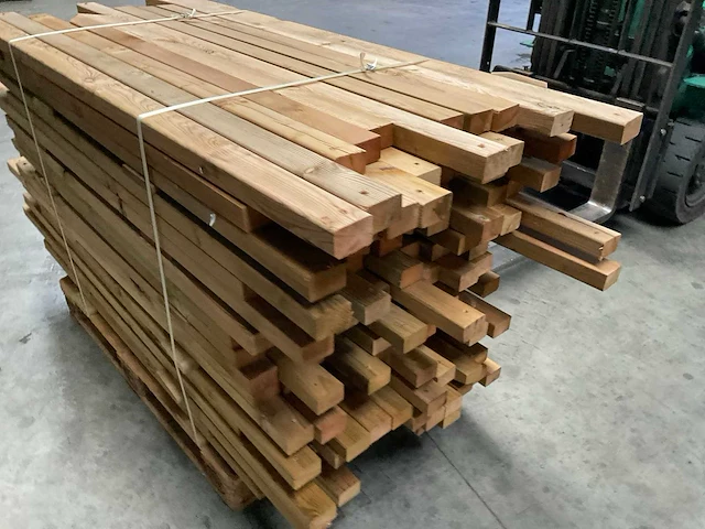Partij grenen balken 80-180x8,5x4,5 cm - afbeelding 3 van  8